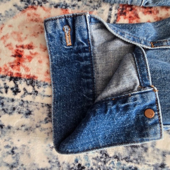 Madewell Classic Jean Jacket | Style MD243 | Used- Excellent Condition - Picture 7 of 11